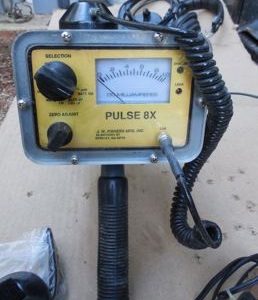 JW Fishers Pulse 8X Version 2 Metal Detector