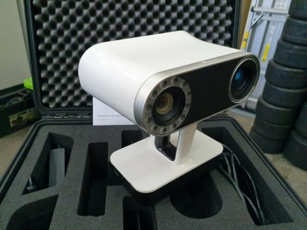 Artec Leo Plus Wireless 3D Scanner