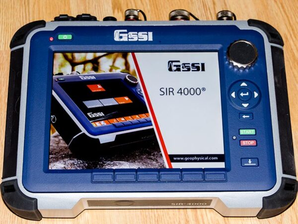 GSSI SIR 4000 GPR Control Unit